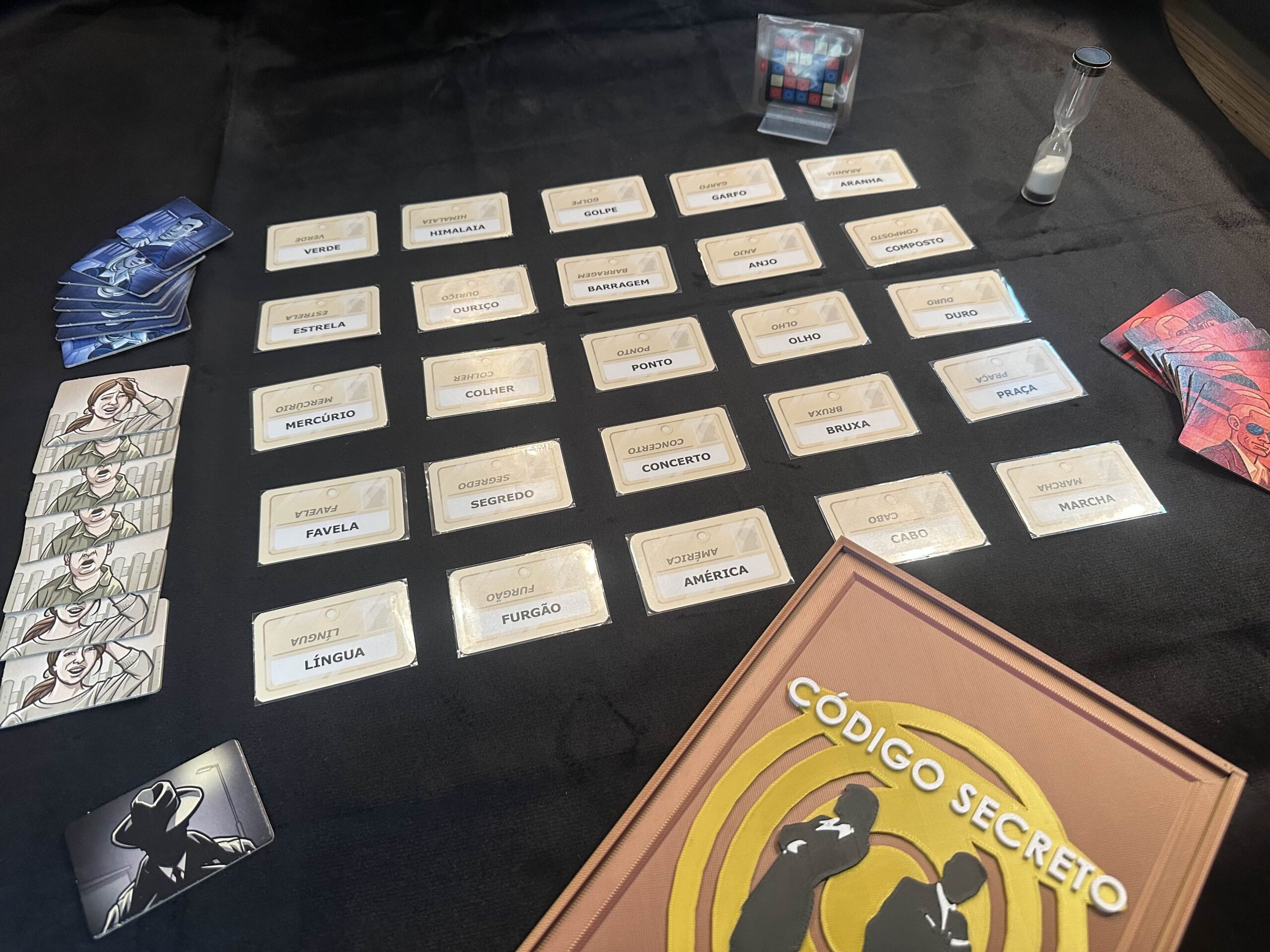 Caixa – Código Secreto - Galeria